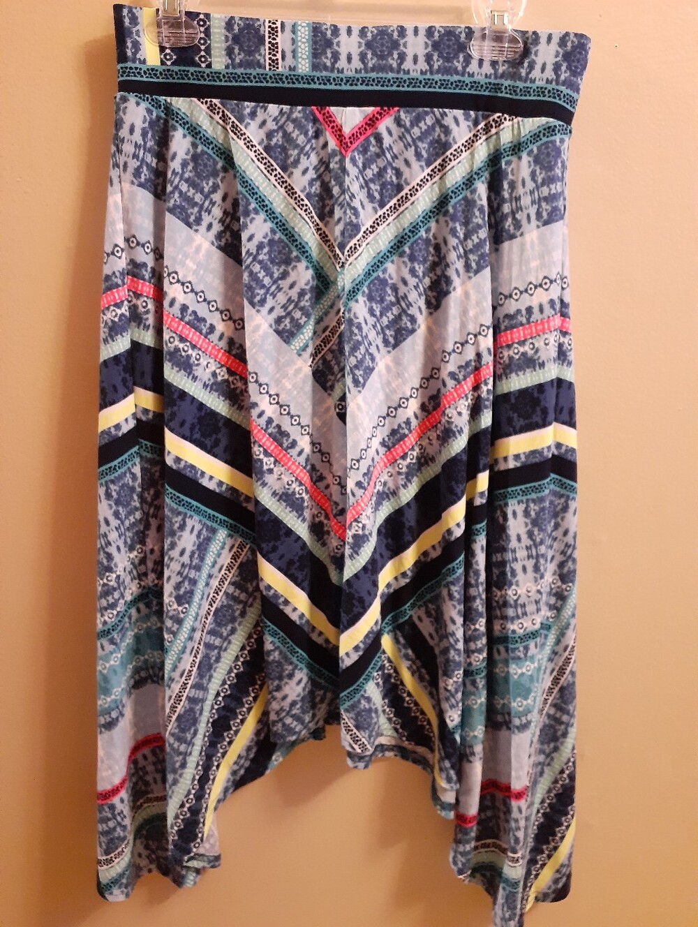 Maurices Multi-Color Patterned Handkerchief Hem Skirt